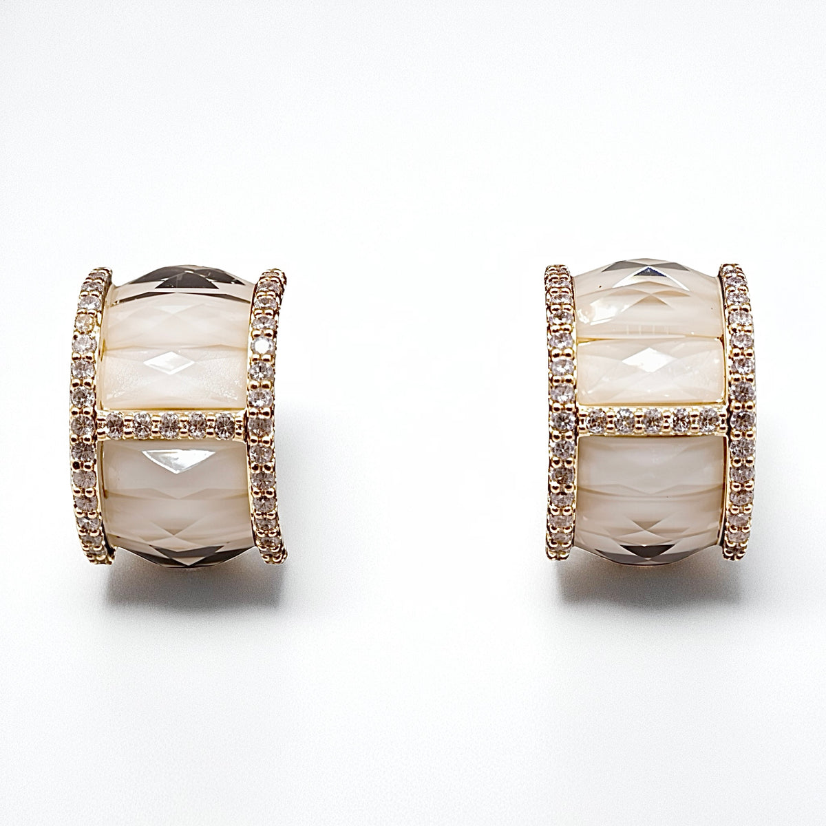 POISE – Silk Frame Hoop