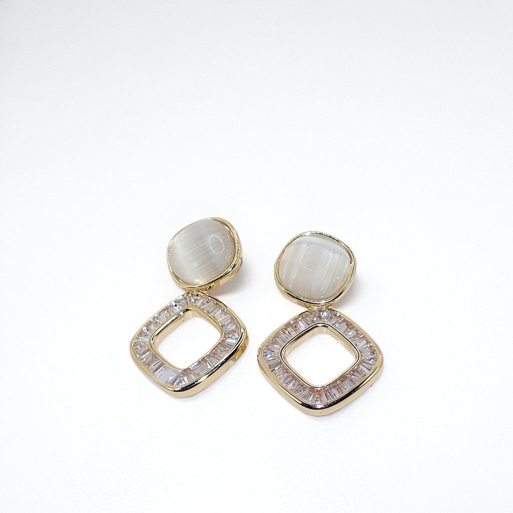 POISE – Silk Geometric Drop