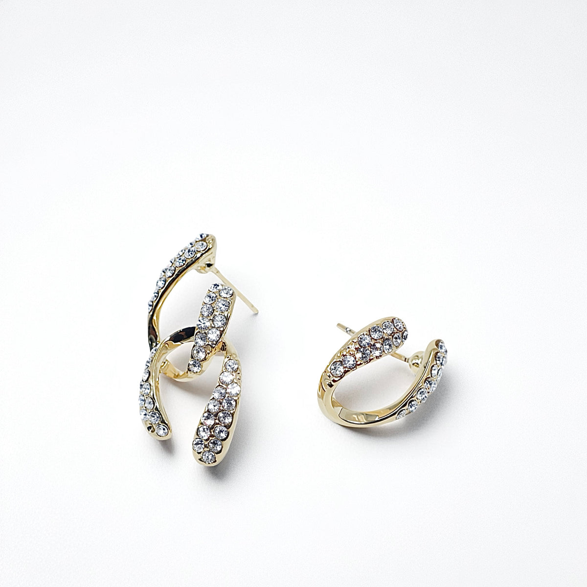 SIGNATURE – Gold Asymmetric Curve Drop