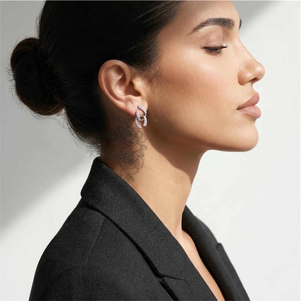 SIGNATURE – Silver Asymmetric Curve Drop